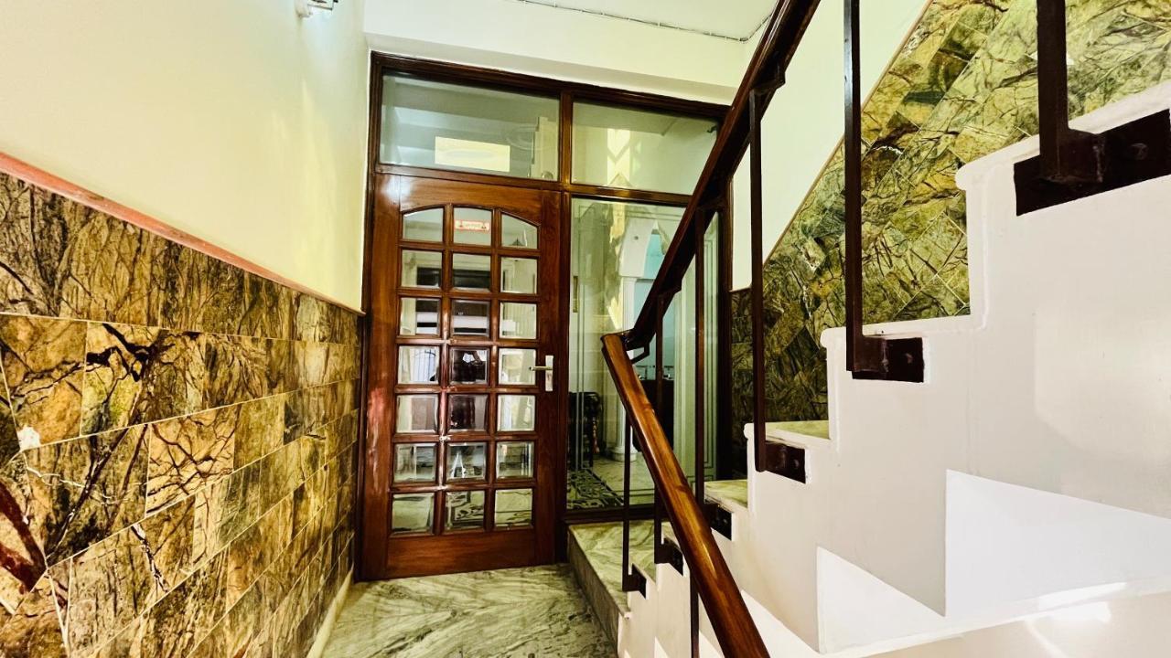 Hotel Starline Sector 28 Gurgaon Exterior photo