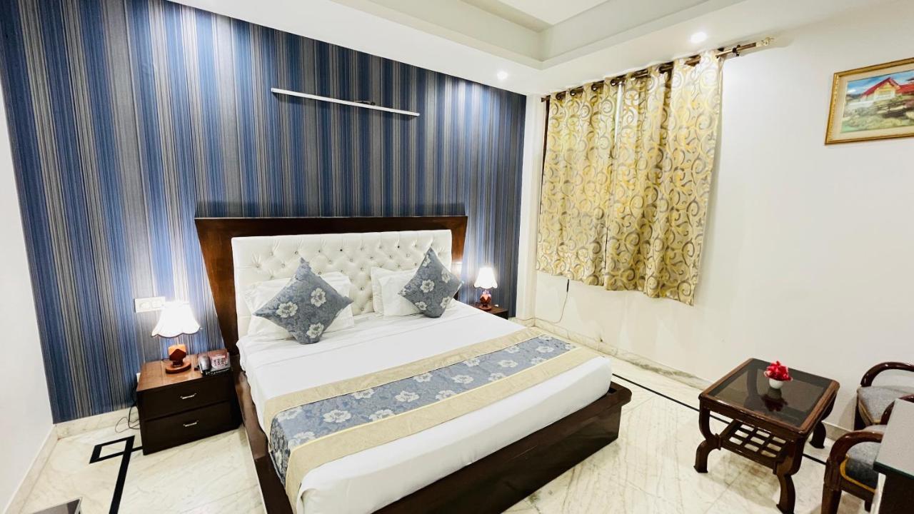 Hotel Starline Sector 28 Gurgaon Exterior photo