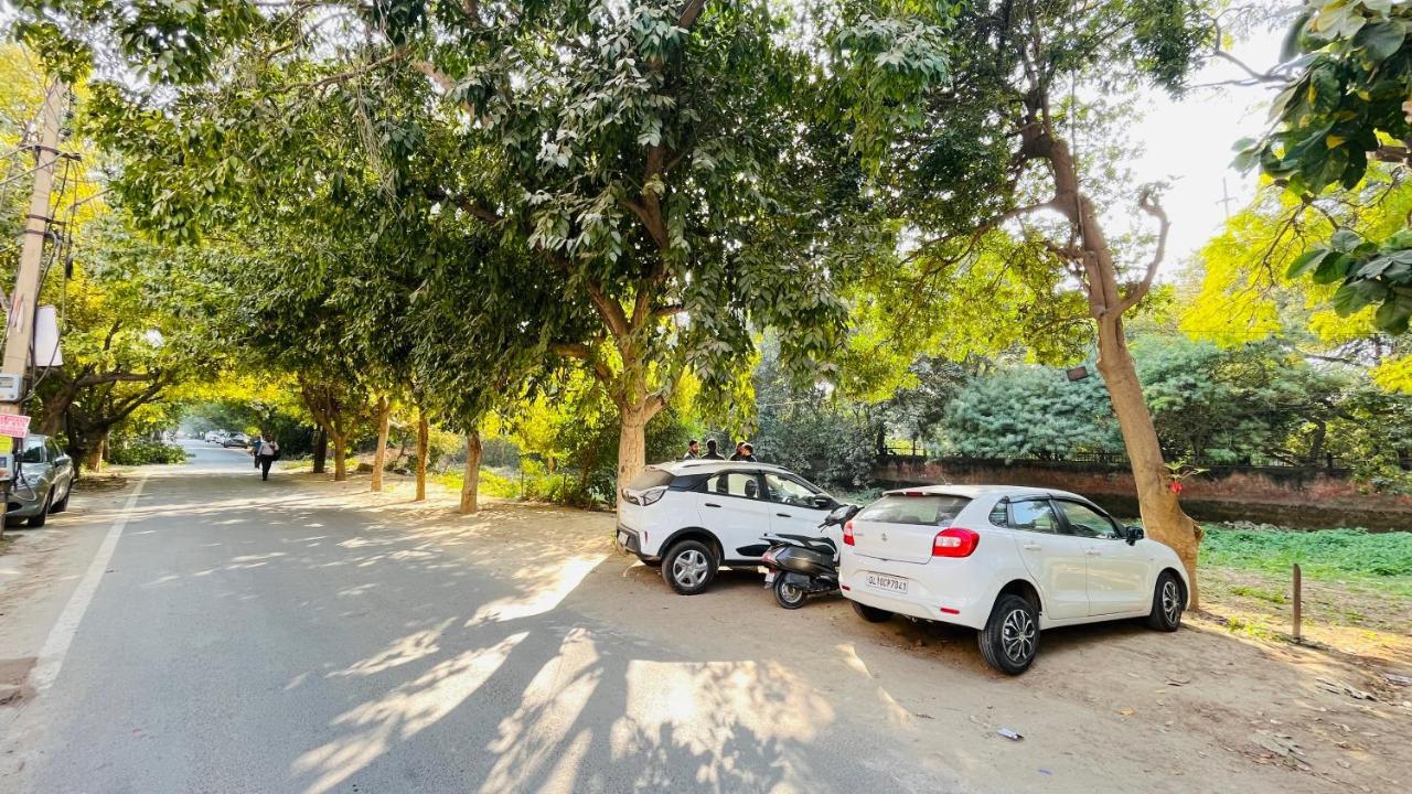 Hotel Starline Sector 28 Gurgaon Exterior photo