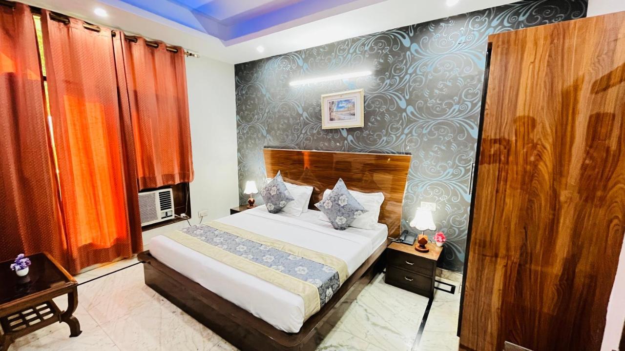 Hotel Starline Sector 28 Gurgaon Exterior photo